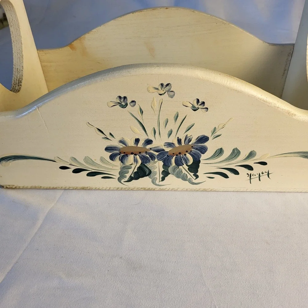 Vintage Handpainted Wooden Caddy Hearts Cottagecore 12